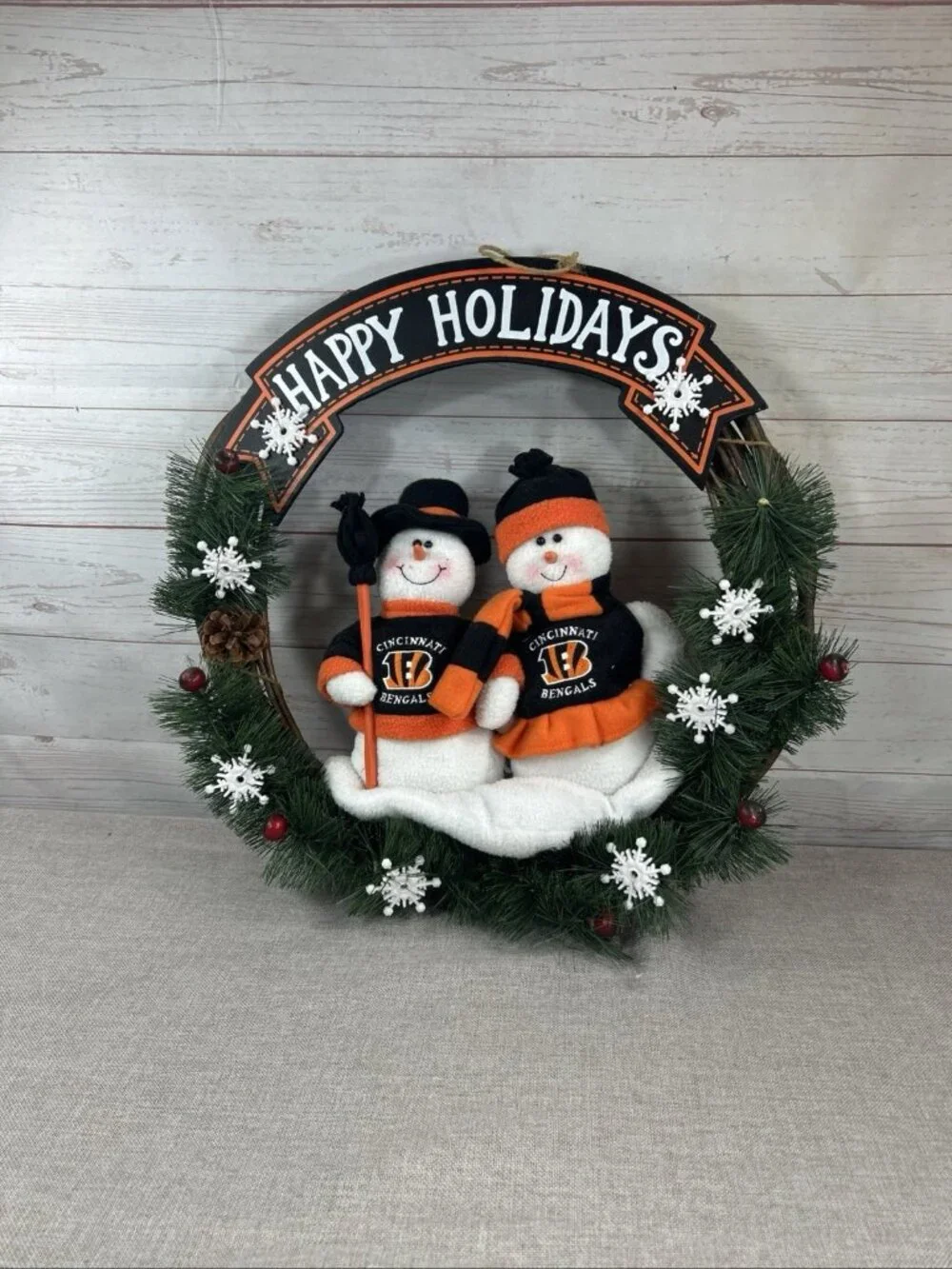 18” Cincinnati Bengals Snowman Wreath Christmas Holiday NFL Football Decoration